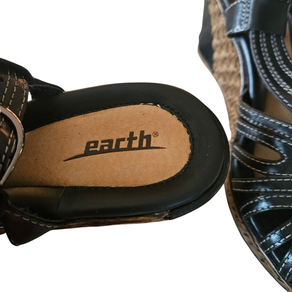 EARTH paradise Women's Leather wedge heel Sandals Size 8.5 - Picture 6 of 7